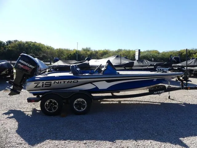 The Image of Nitro Z19 2017 - 1