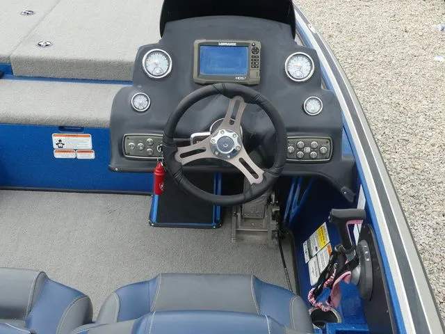 Slide: The Image of Nitro Z19 2017 - 16