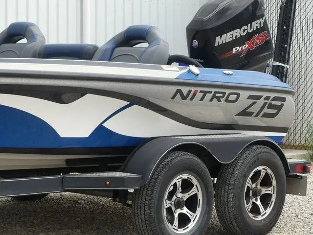 Slide: The Image of Nitro Z19 2017 - 25