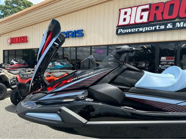 Slide: The Image of Yamaha VX Cruiser 2025 - 12