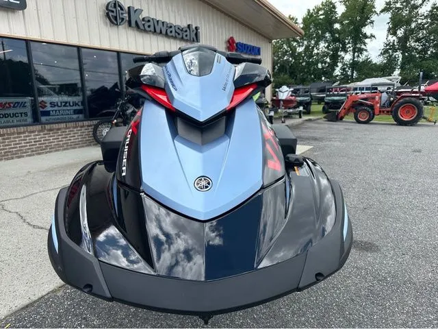 Slide: The Image of Yamaha VX Cruiser 2025 - 3