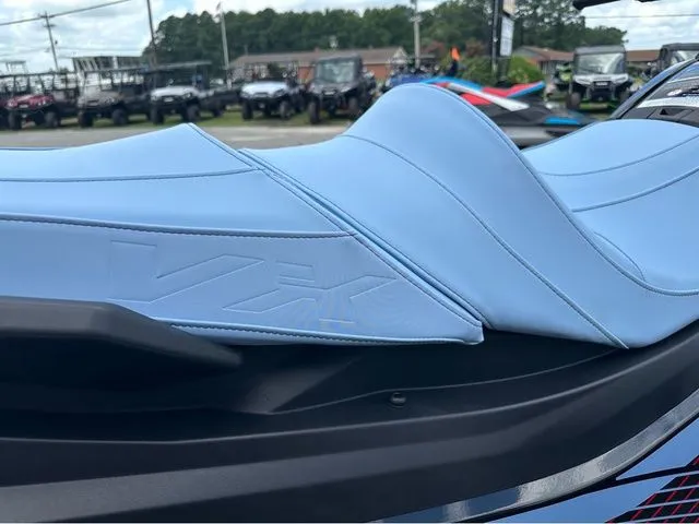 Slide: The Image of Yamaha VX Cruiser 2025 - 6