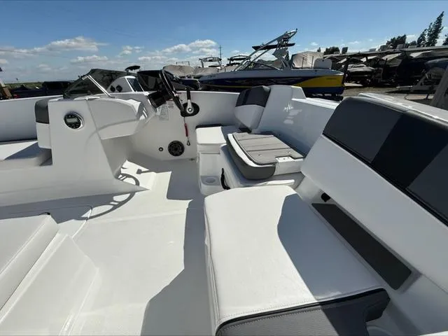 Slide: The Image of Tahoe T18 2025 - 4