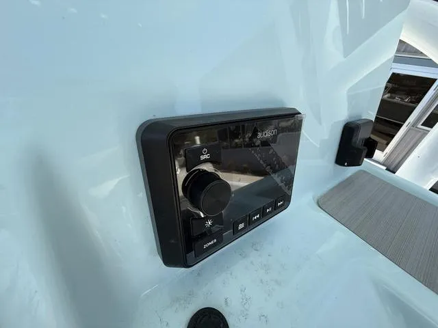 Slide: The Image of Sea Pro 250 Bay 2025 - 17