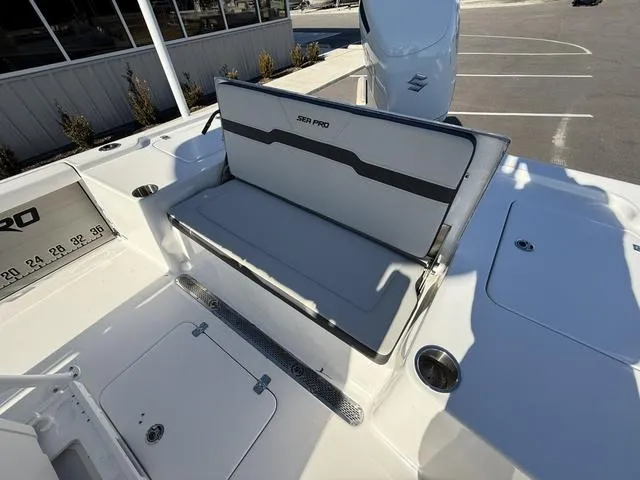 Slide: The Image of Sea Pro 250 Bay 2025 - 23