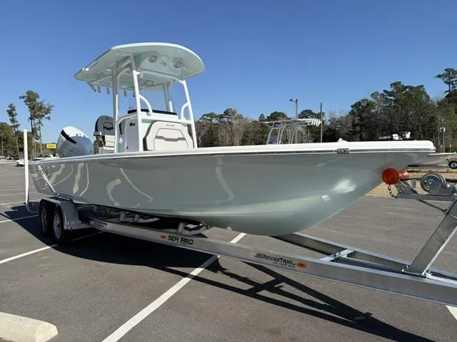 Slide: The Image of Sea Pro 250 Bay 2025 - 4