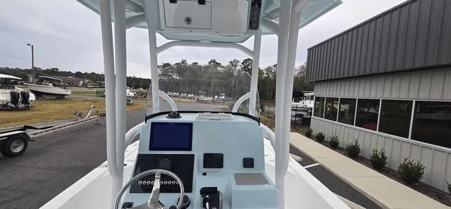 Slide: The Image of Sea Pro 250 Bay 2025 - 56