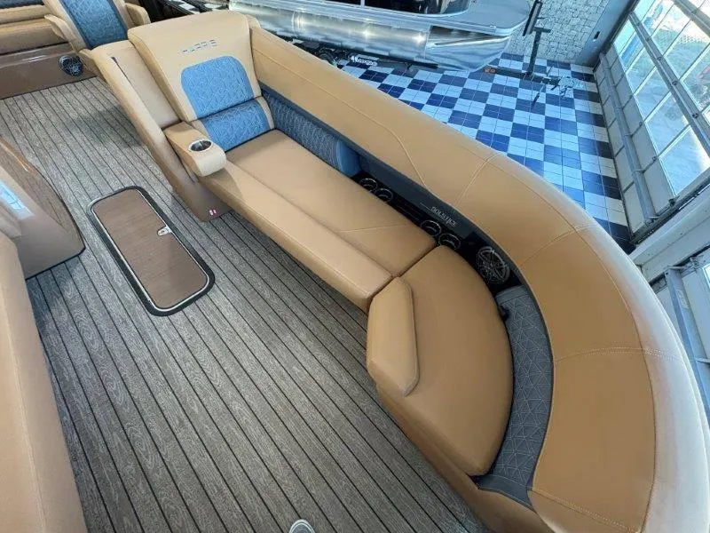 Slide: The Image of Harris Solstice 250 SLDH 2025 - 13