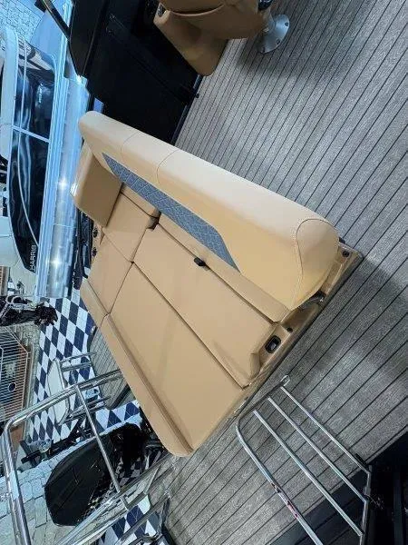 Slide: The Image of Harris Solstice 250 SLDH 2025 - 23