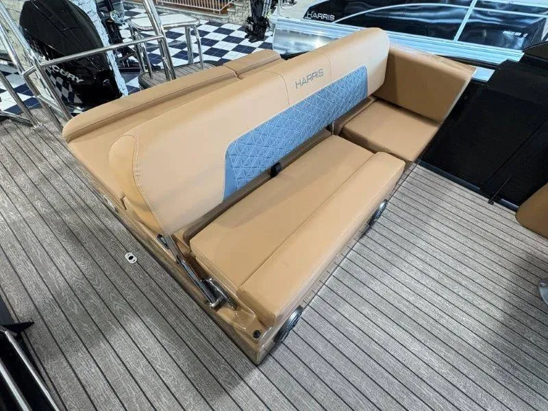 Slide: The Image of Harris Solstice 250 SLDH 2025 - 26