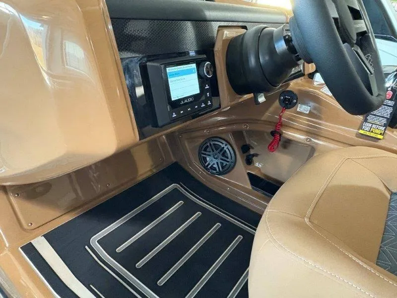 Slide: The Image of Harris Solstice 250 SLDH 2025 - 51