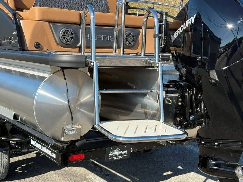 Slide: The Image of Harris Solstice 250 SLDH 2025 - 67