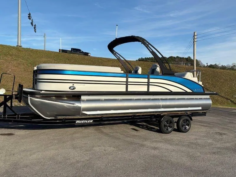 Slide: The Image of Harris Sunliner 250 SLDH 2025 - 14