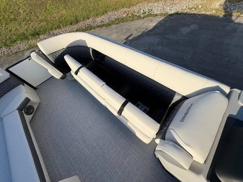 Slide: The Image of Harris Sunliner 250 SLDH 2025 - 29