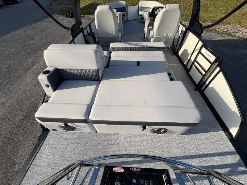 Slide: The Image of Harris Sunliner 250 SLDH 2025 - 40