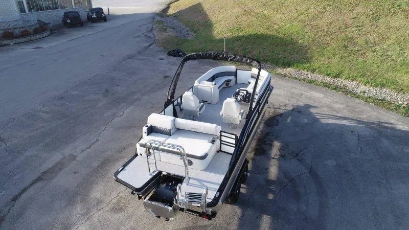 Slide: The Image of Harris Sunliner 250 SLDH 2025 - 7