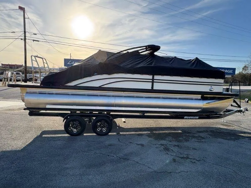 Slide: The Image of Harris Sunliner 250 SLDH 2025 - 76