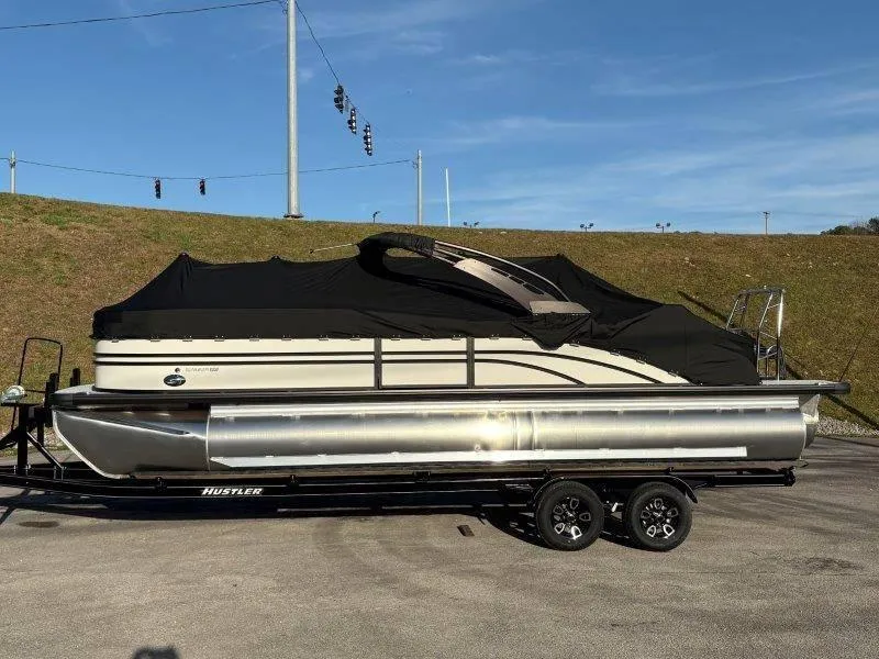 Slide: The Image of Harris Sunliner 250 SLDH 2025 - 78