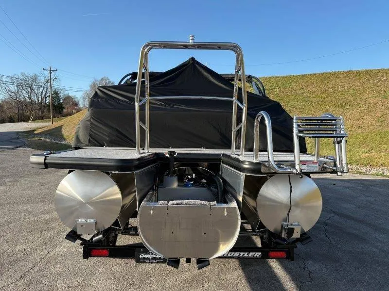 Slide: The Image of Harris Sunliner 250 SLDH 2025 - 79