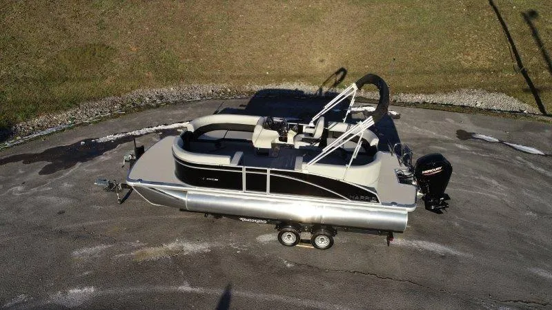 Slide: The Image of Harris Breeze 210 CW 2025 - 1