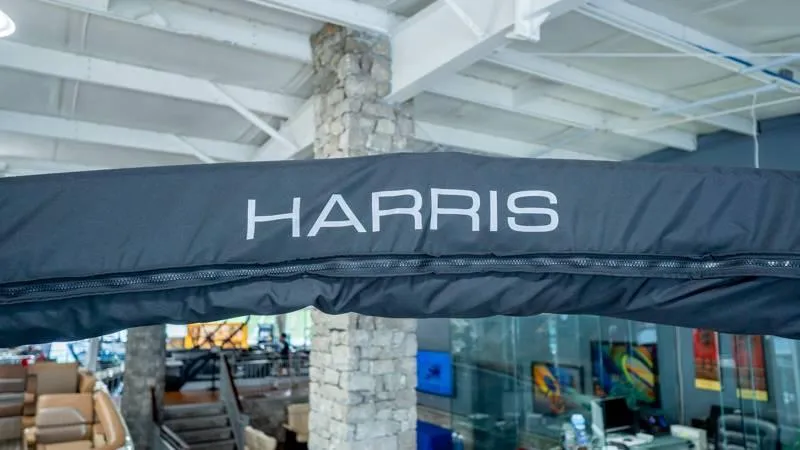 Slide: The Image of Harris Breeze 210 CW 2025 - 10