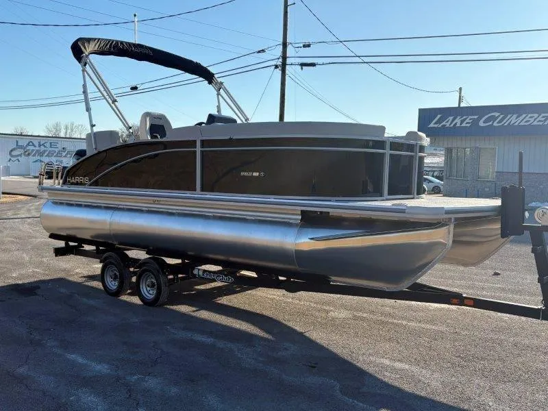 Slide: The Image of Harris Breeze 210 CW 2025 - 127