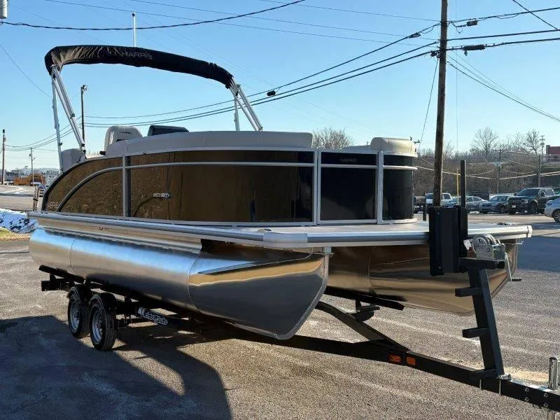 Slide: The Image of Harris Breeze 210 CW 2025 - 130