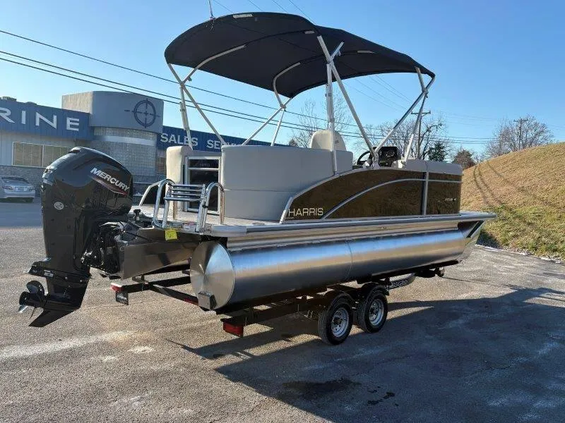 Slide: The Image of Harris Breeze 210 CW 2025 - 139