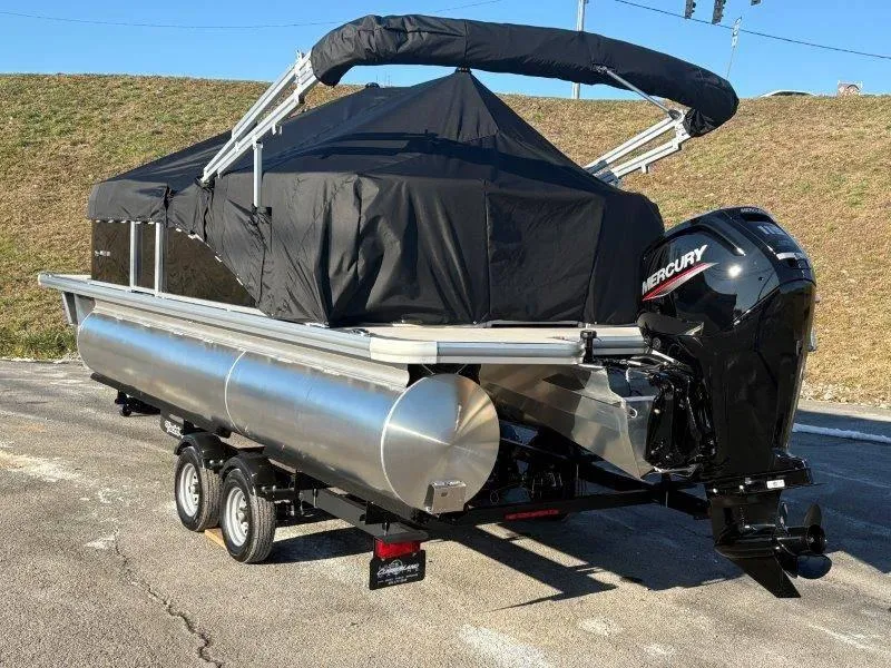 Slide: The Image of Harris Breeze 210 CW 2025 - 159