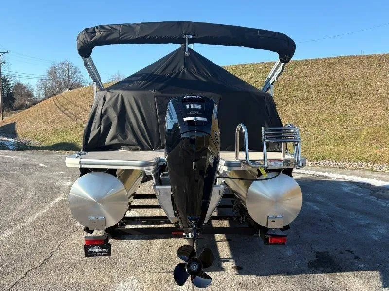 Slide: The Image of Harris Breeze 210 CW 2025 - 160