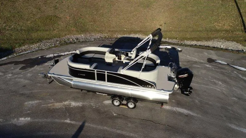 Slide: The Image of Harris Breeze 210 CW 2025 - 3