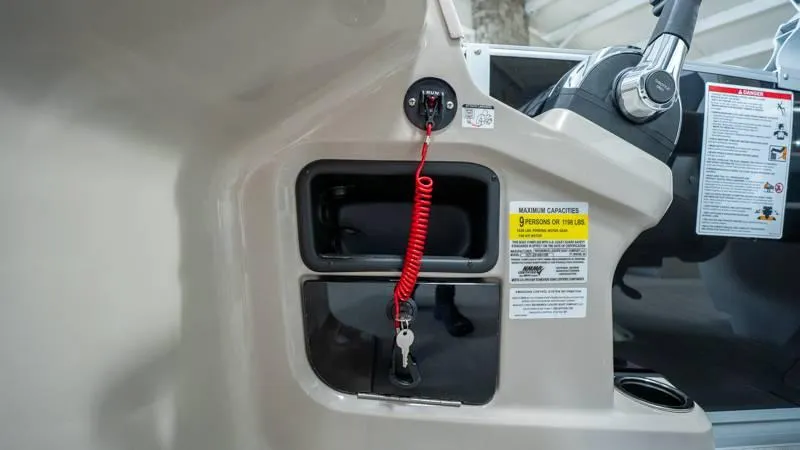 Slide: The Image of Harris Breeze 210 CW 2025 - 6