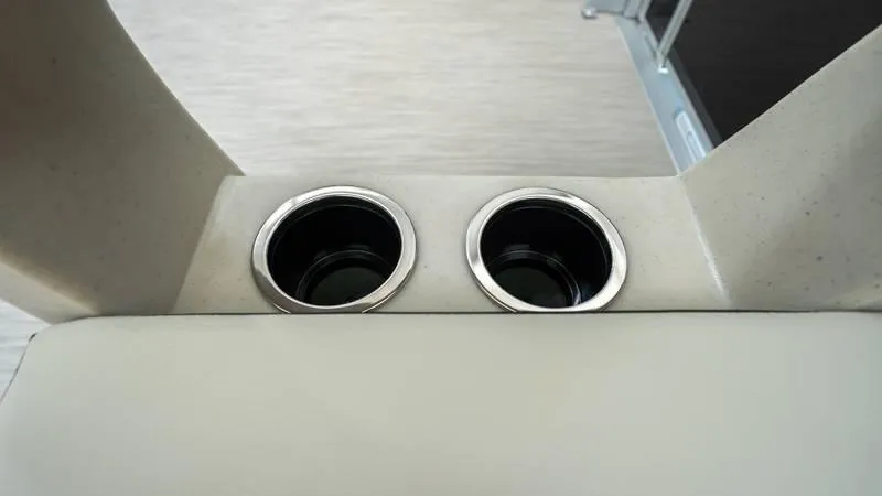 Slide: The Image of Harris Breeze 210 CW 2025 - 69