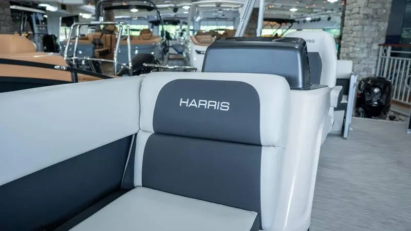 Slide: The Image of Harris Breeze 210 CW 2025 - 71