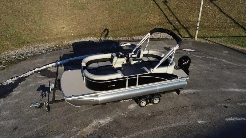 Slide: The Image of Harris Breeze 210 CW 2025 - 72