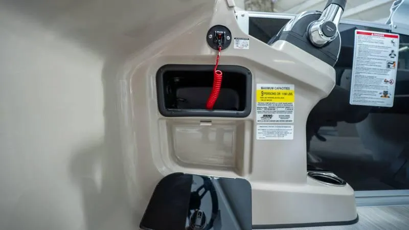 Slide: The Image of Harris Breeze 210 CW 2025 - 8