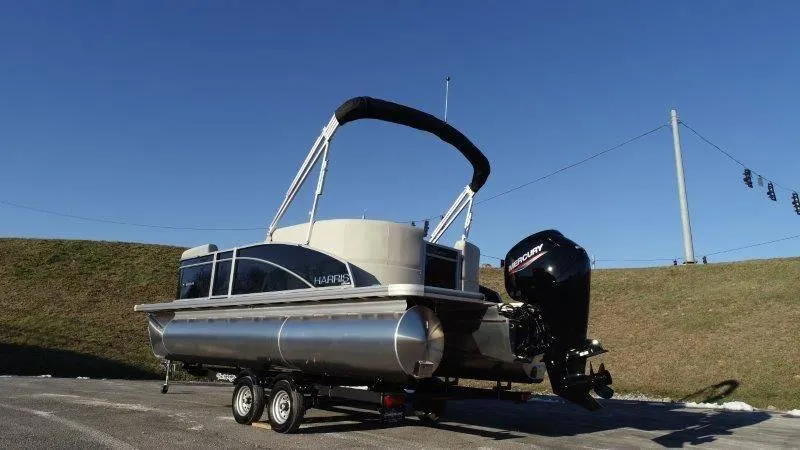 Slide: The Image of Harris Breeze 210 CW 2025 - 88