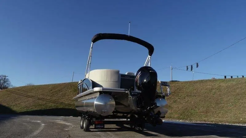 Slide: The Image of Harris Breeze 210 CW 2025 - 90