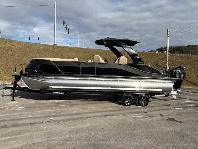 Slide: The Image of Harris Grand Mariner 270 SLDDH 2025 - 11