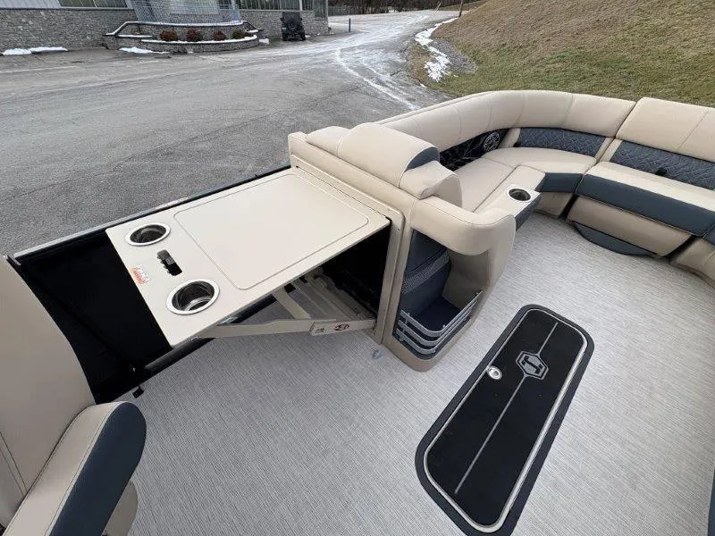 Slide: The Image of Harris Grand Mariner 270 SLDDH 2025 - 40