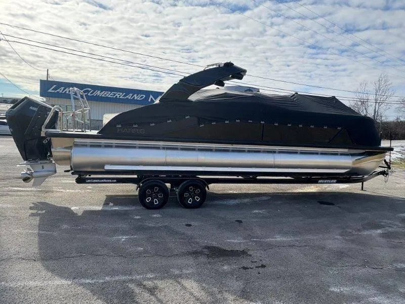 Slide: The Image of Harris Grand Mariner 270 SLDDH 2025 - 82