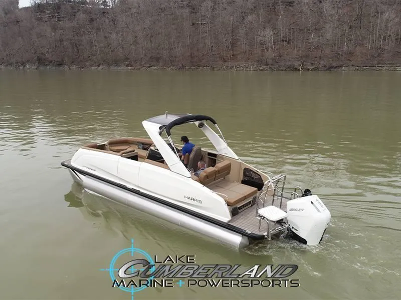 Slide: The Image of Harris Crowne 250 SL 2025 - 3