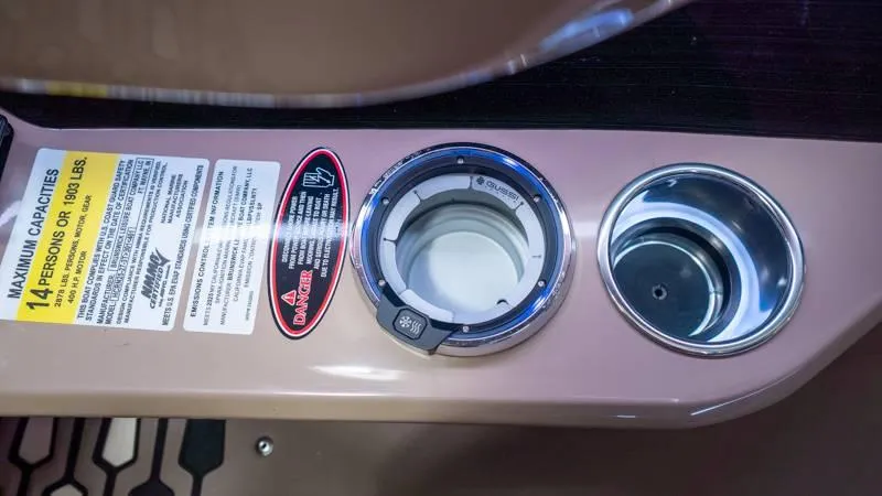 Slide: The Image of Harris Crowne 250 SL 2025 - 57