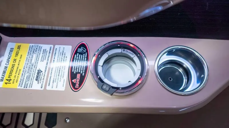 Slide: The Image of Harris Crowne 250 SL 2025 - 59