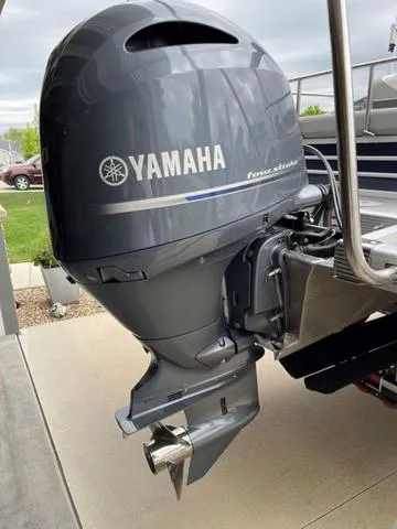 Slide: The Image of Bennington 23 SSBX 2022 - 6