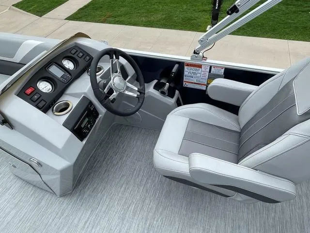 Slide: The Image of Bennington 23 SSBX 2022 - 9