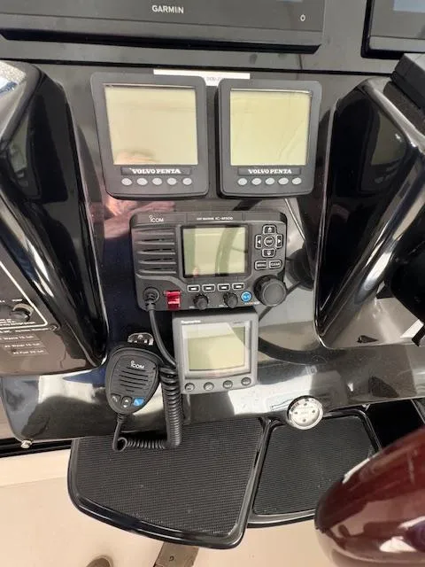 Slide: The Image of Control panel of a 2007 Tiara Yachts 4300 Sovran with navigation instruments. - 24