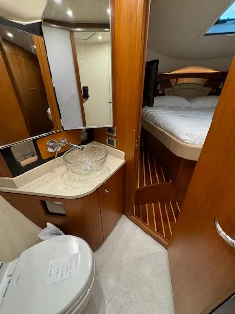 Slide: The Image of Tiara 4300 Sovran 2007 - 72