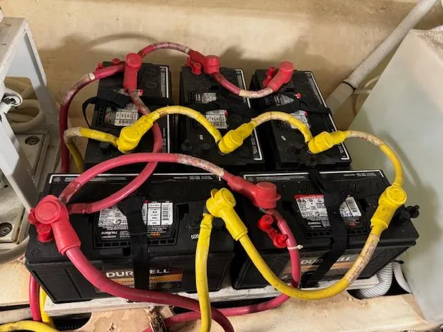 Slide: The Image of Tiara 4300 Sovran 2007 - 76