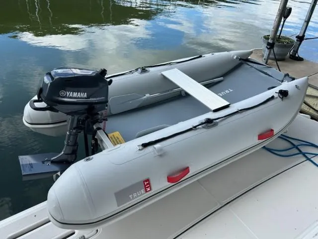 Slide: The Image of Tiara 4300 Sovran 2007 - 92